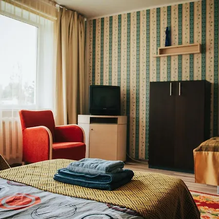 Kallaste Hostel بيت شباب *