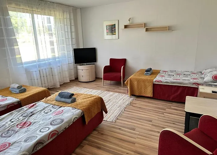 Kallaste Hostel بيت شباب